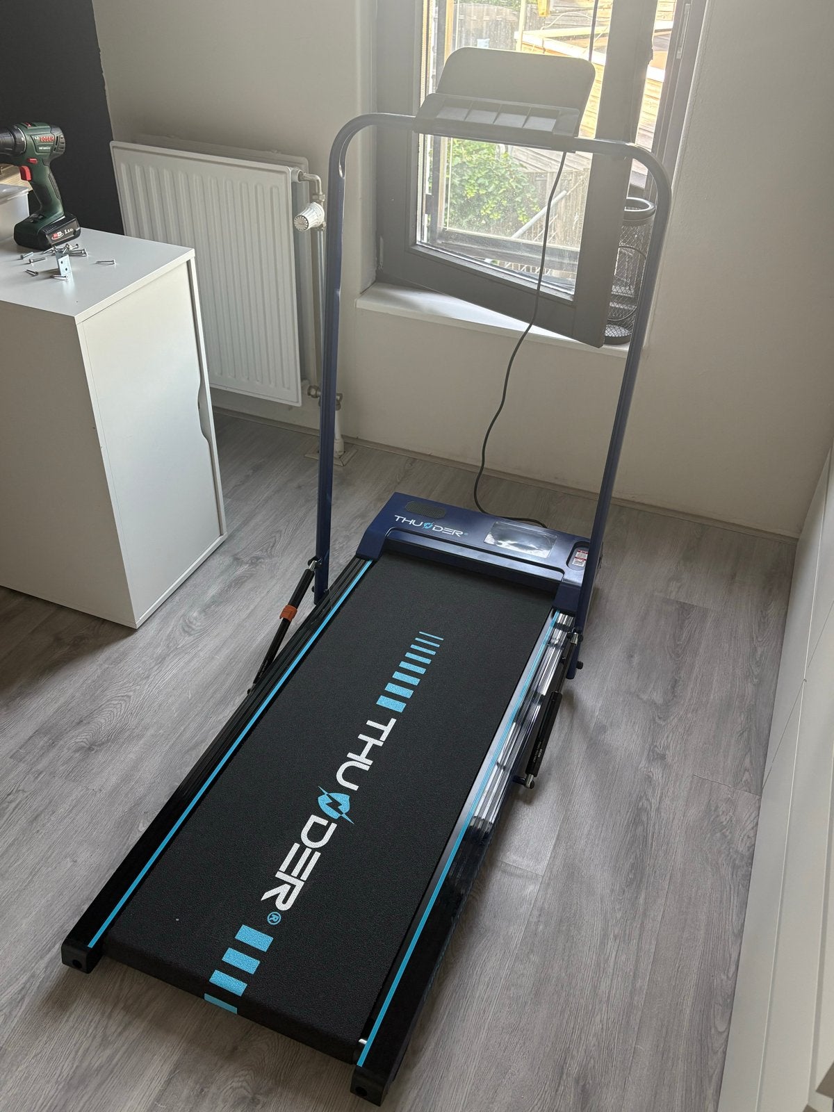 Thunder VIVA-BLUE Loopband (102x40cm, 8 km/u, FitShow), Sport en Fitness, Ophalen, Zo goed als nieuw, Benen, Loopband
