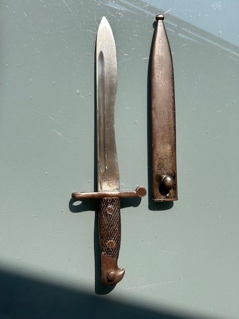 Spaanse bajonet, compleet met schede., Ophalen of Verzenden, Landmacht, Overige gebieden, Mes of Dolk