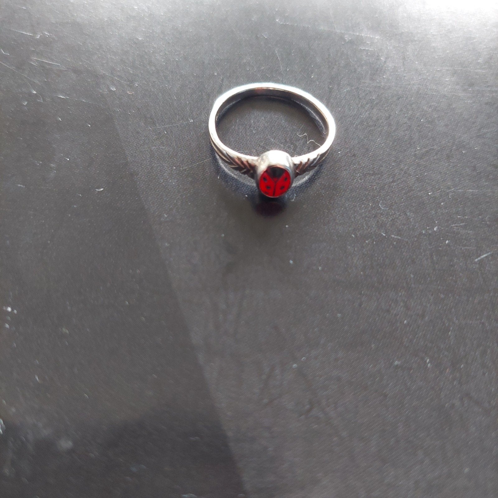 Zilver 925 ring met lieveheersbeestje, Gebruikt, Ophalen of Verzenden, 17 tot 18, Dame