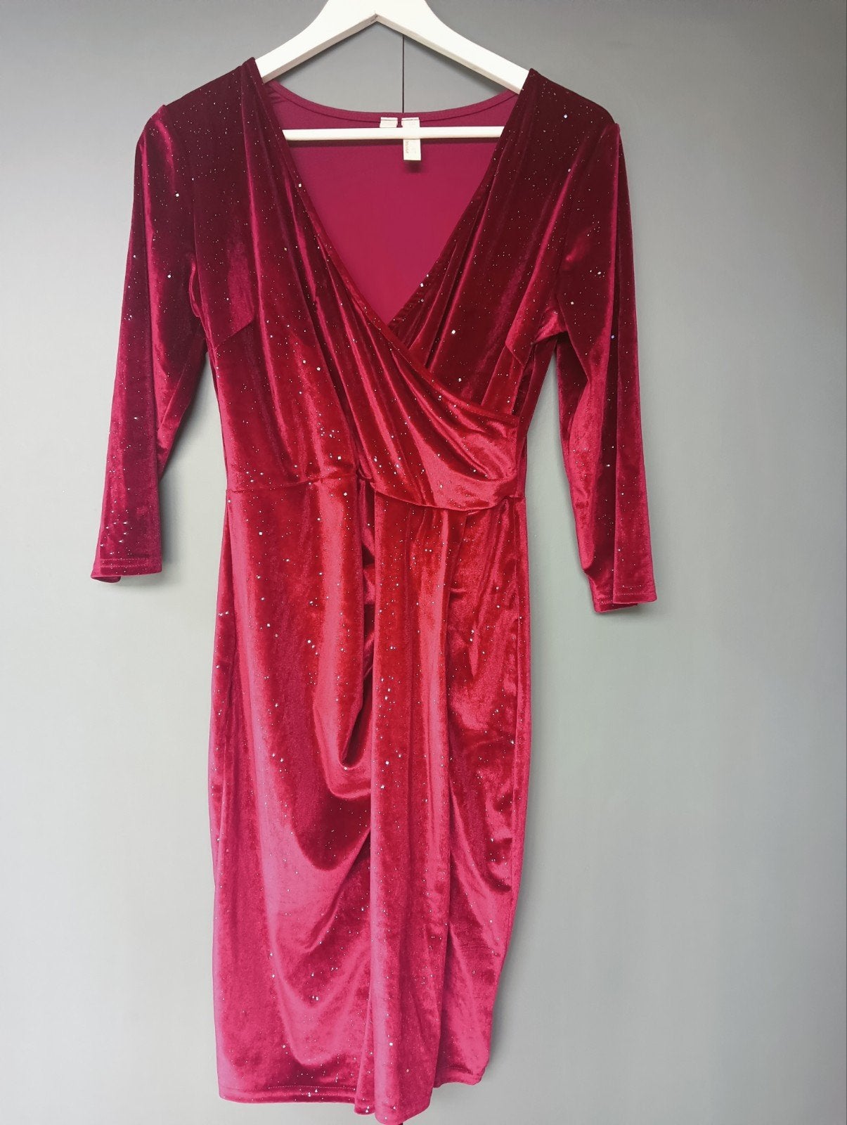 Mooi jurkje wijnrood/zilveren glitters mt 36/38, Ophalen of Verzenden, Zo goed als nieuw, Knielengte, Maat 36 (S)