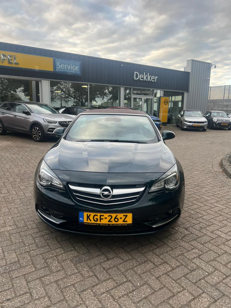 Opel Cascada 1.6 Turbo 170PK AUT 2015 Groen, Auto's, Beige, 4 cilinders, Cabriolet, 4 stoelen