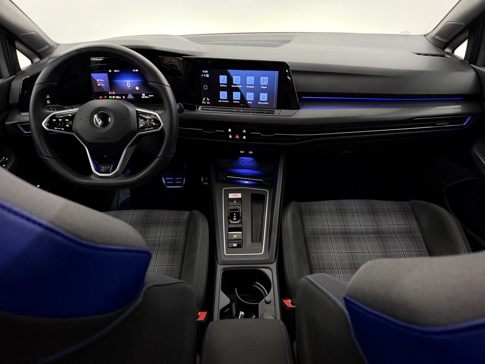 Volkswagen Golf 1.4 eHybrid GTE Panoramadak, Camera, Navi, S, Stof, Gebruikt, Euro 6, 4 cilinders