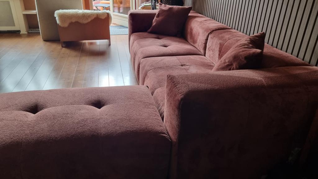 Mooi bankstel met losse hocker, Modern, Comfortabel, 250 tot 300 cm, Gebruikt, 100 tot 125 cm