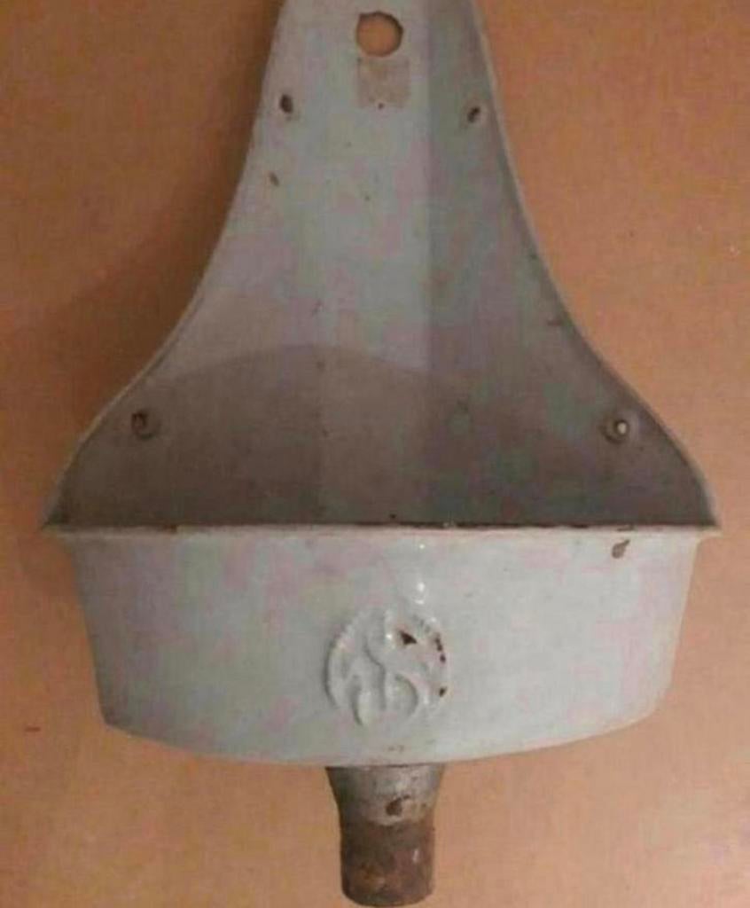 Prachtig antieke hoekfontein gietijzer, Ophalen