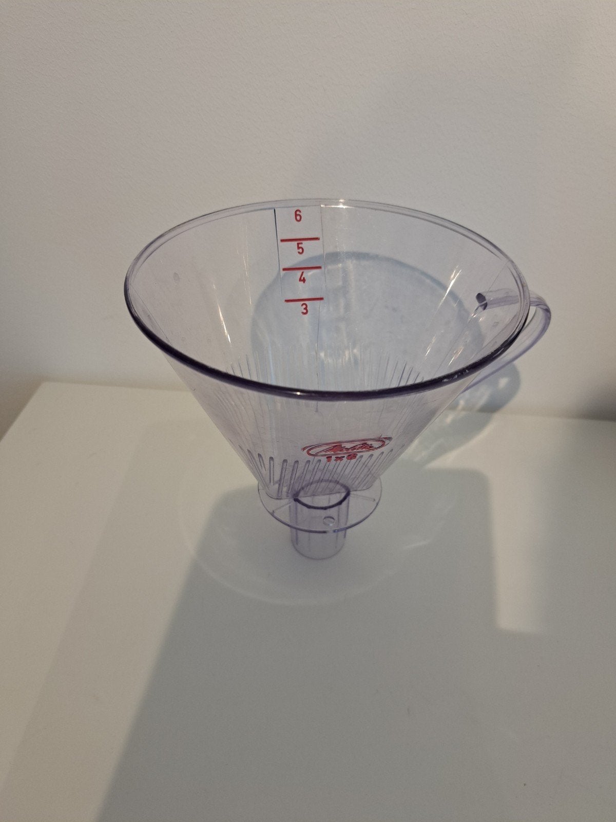 Koffiefilterhouder voor handmatig koffiezetten, Ophalen