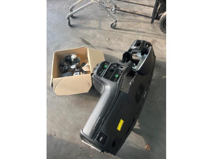 Airbag set + dashboard van een Maserati Granturismo, Maserati, Gebruikt, -, -