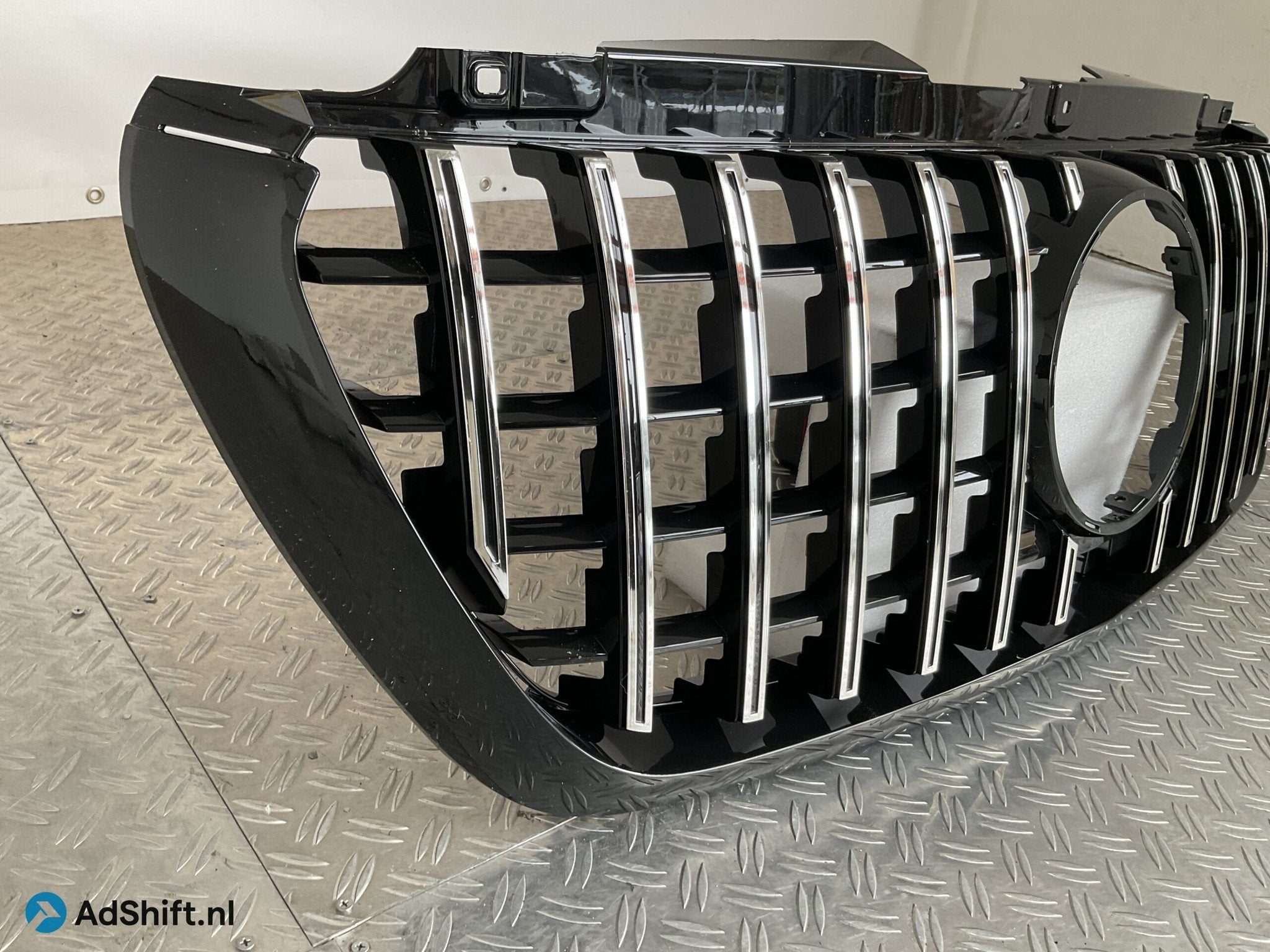 Grill Mercedes Sprinter W907 19-25 GT Panamericana Grille Ch, Auto-onderdelen, Carrosserie en Plaatwerk