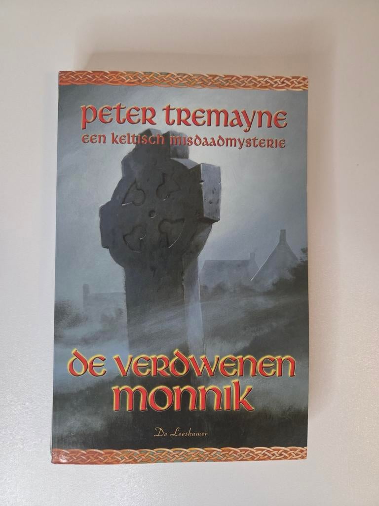 Peter Tremayne – De verdwenen monnik (Een Keltisch misdaad), Boeken, Ophalen of Verzenden, Zo goed als nieuw, Peter Tremayne
