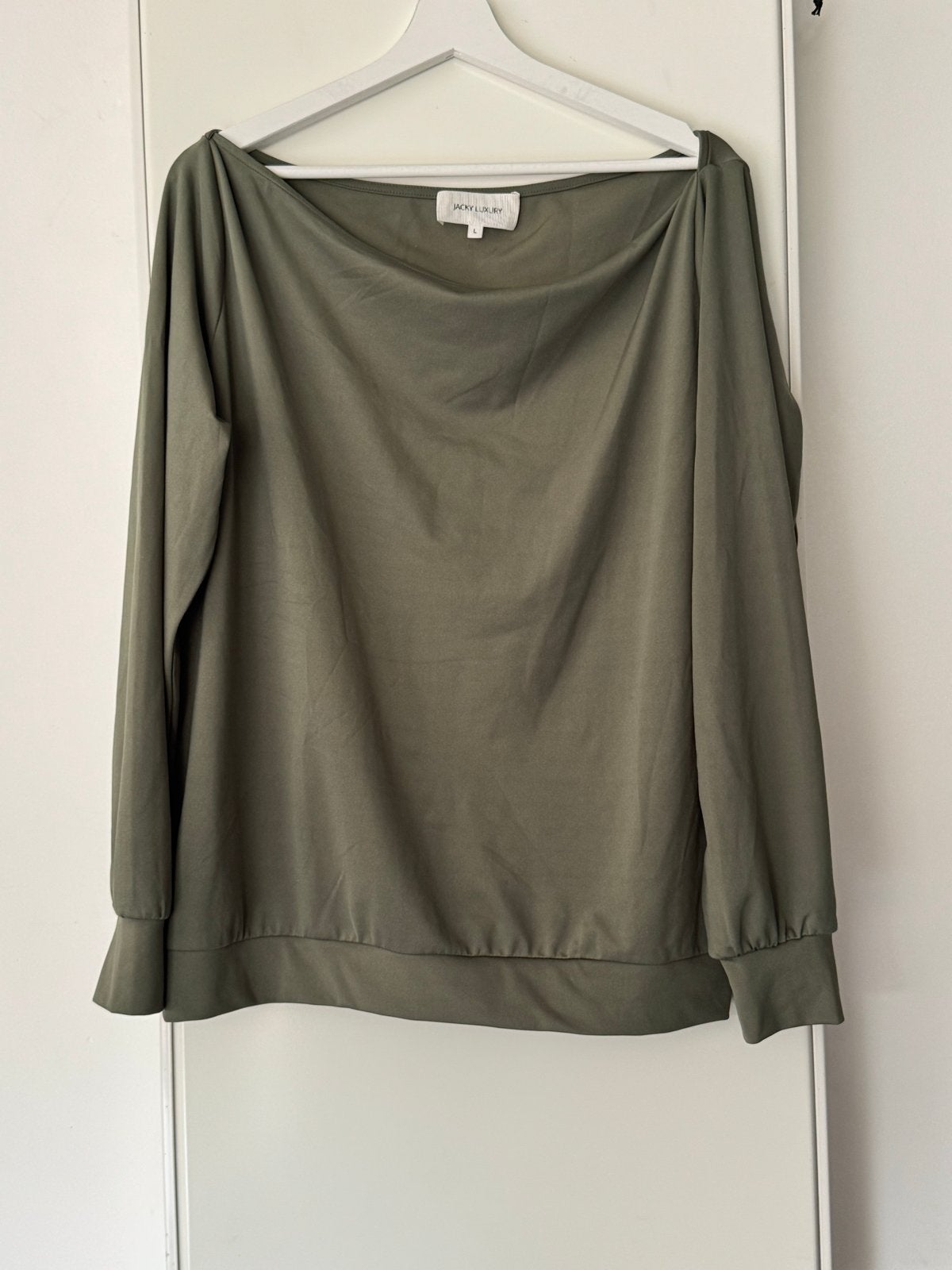 Olijfgroene off shoulder trui Jacky Luxury maat L, Maat 42/44 (L), Ophalen of Verzenden, Zo goed als nieuw, Lange mouw