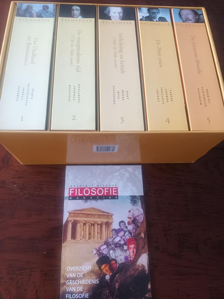 Div. auteurs	Filosofie / 5 boeken in cassette, Boeken, Ophalen of Verzenden, Nieuw