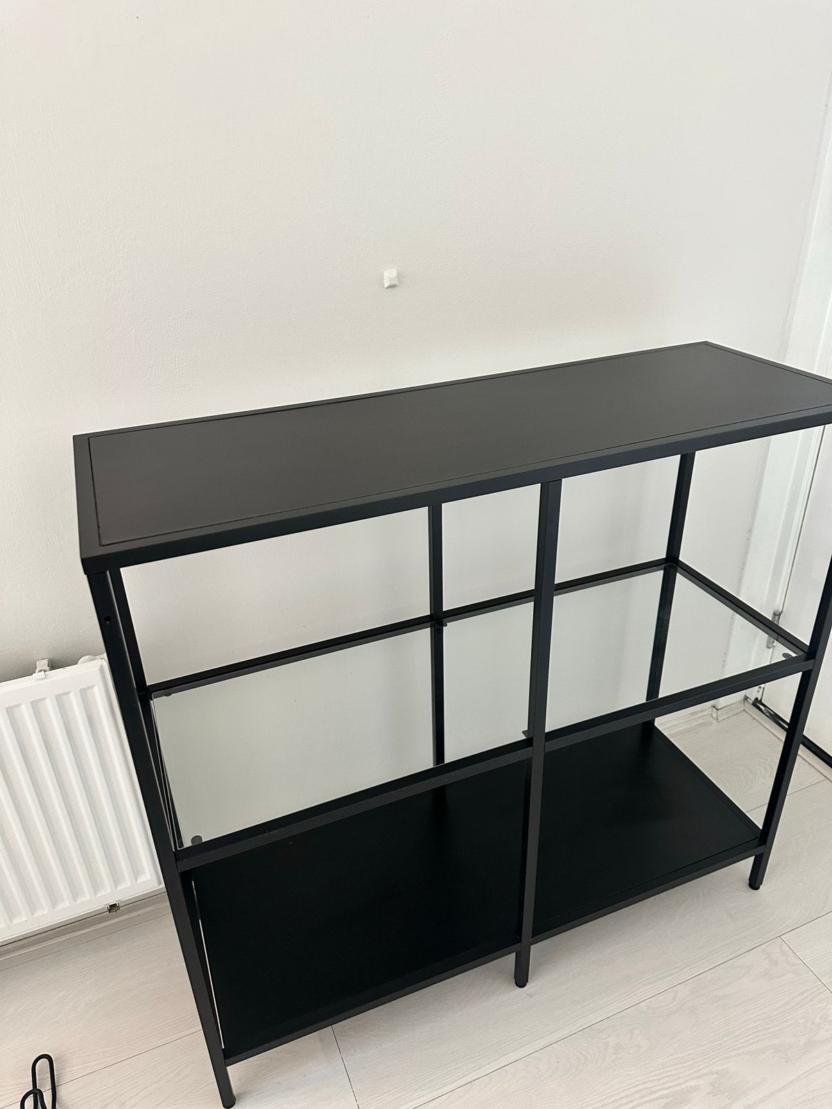 IKEA VITTSJÖ stellingkast – zwart/bruin – 100  93 cm, Ophalen, Gebruikt