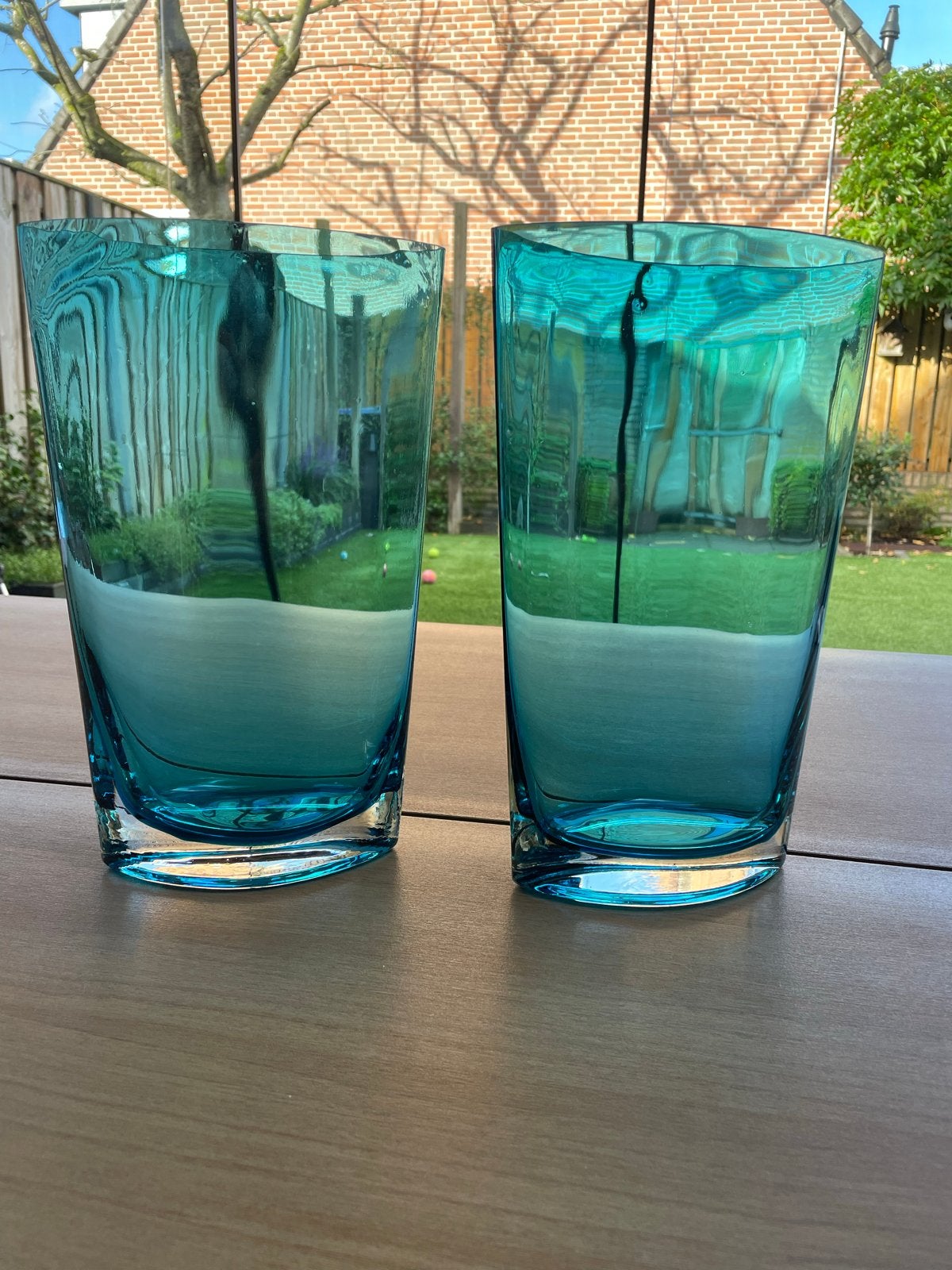 Set van 2 turquoise glazen vazen, Overige kleuren, Ophalen of Verzenden, Geschikt voor droogbloemen, Glas