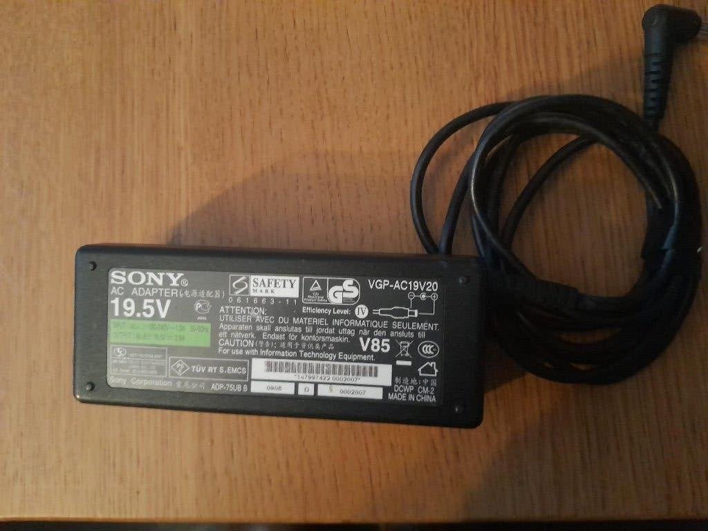 Te koop: SADP-65KB B adapter Blu Basic voeding laptop, Ophalen of Verzenden, Nieuw, Sony