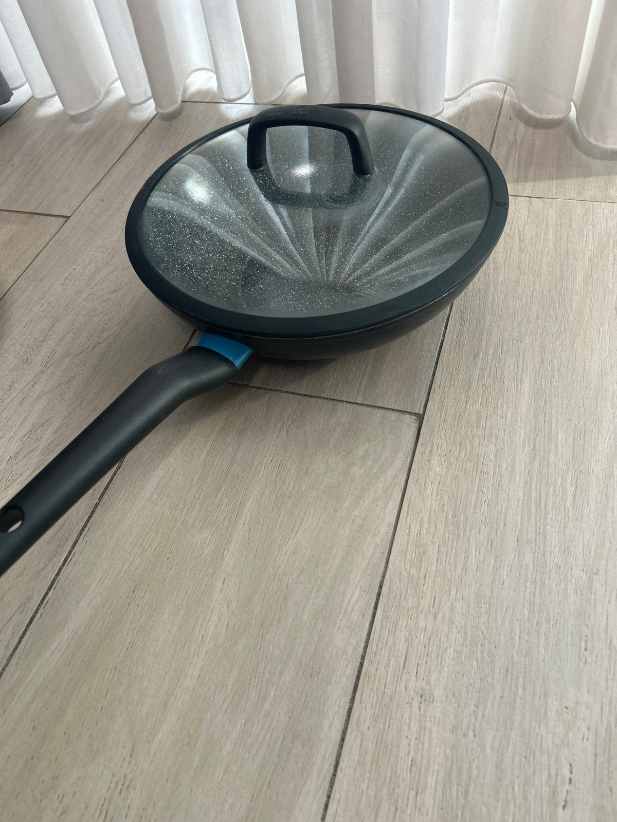 BK Wokpan met deksel - Zo goed als nieuw, Huis en Inrichting, Keuken | Potten en Pannen, Overige materialen, Antiaanbaklaag, BK