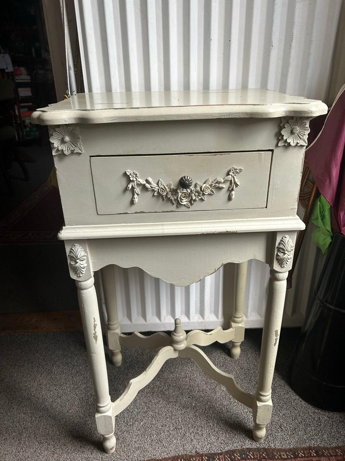 Vintage bijzettafel met lade - Hoog 80 breed 45 diep 35 cm, Ophalen, Minder dan 55 cm, Gebruikt, 60 cm of meer
