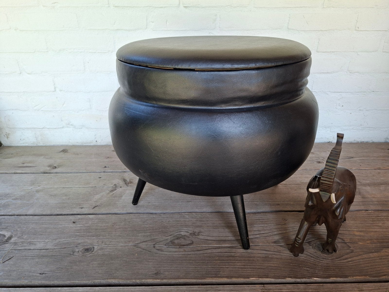 Vintage retro poef, voetenbankje met opbergvak jaren 60., Ophalen, Minder dan 50 cm, Gebruikt, Vintage retro jaren 60 Design Mid Century.