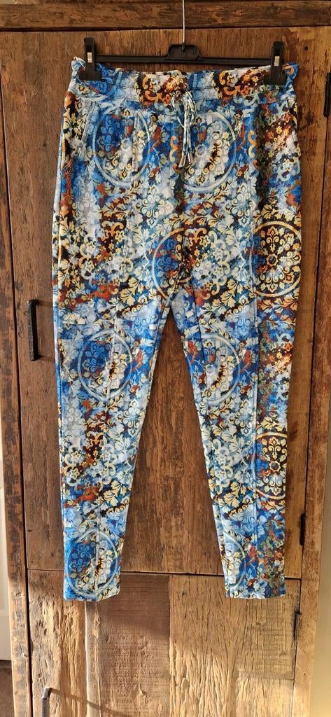 Travelstofbroek

Thombiq, Kleding | Dames, Ophalen of Verzenden, Lang