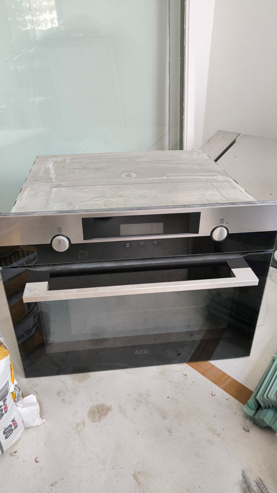 AEG CMK56500MM Inbouw Combi-oven Magnetron 43L, Ophalen, 45 tot 50 cm, AEG, Inbouw