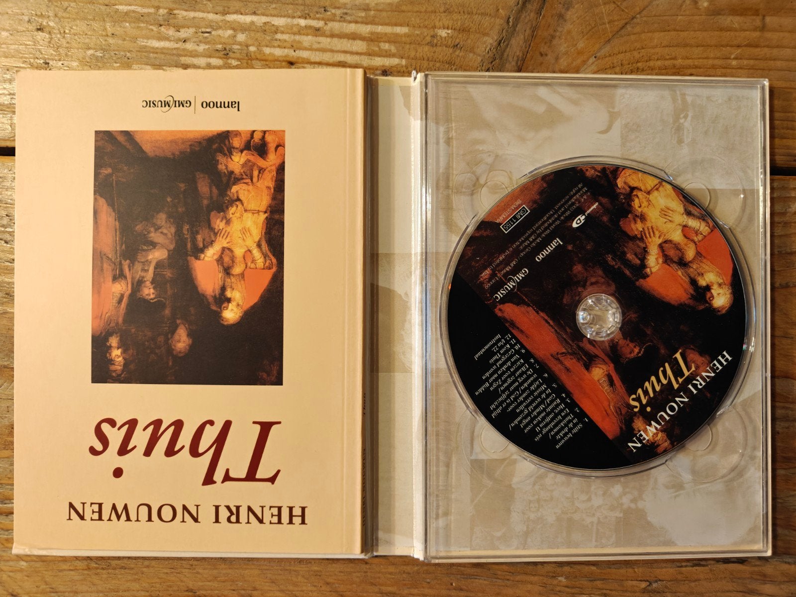 Thuis CD Boek, met teksten en muziek., Ophalen of Verzenden