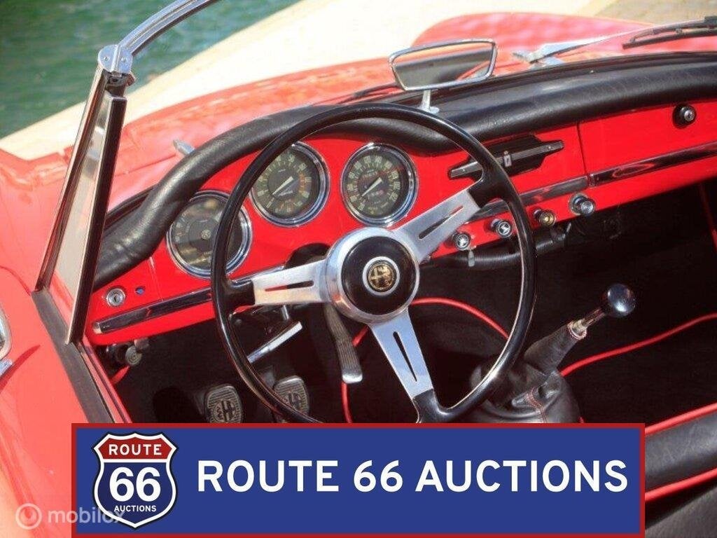 Alfa Romeo Giulia Spider 1600 | 1964 | Route 66 Auctions, Auto's, Oldtimers, Overige carrosserieën, Zwart, Bedrijf, Handgeschakeld