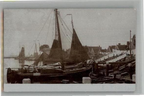 Volendam zeer oude FOTOKAART  uitg J. Siewers