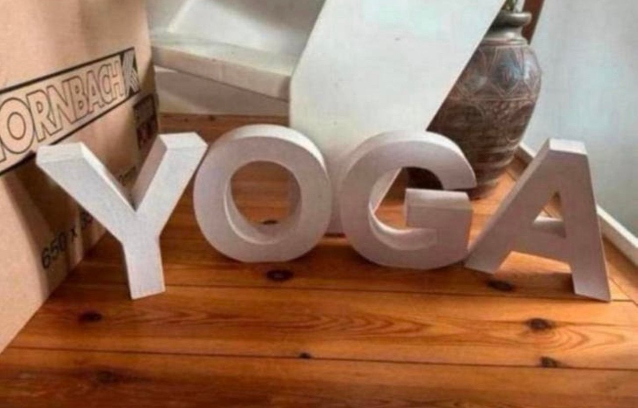 Kartonnen letters / blokletters y o g a - yoga - lichtroze, Ophalen of Verzenden, Zo goed als nieuw