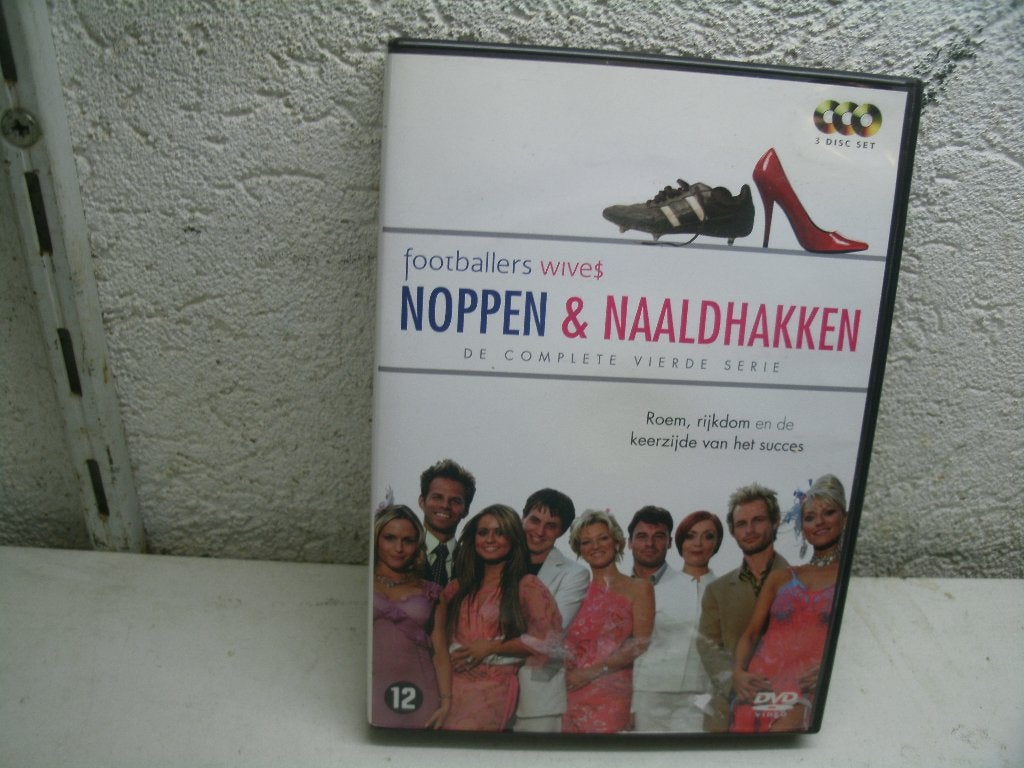 dvd 281b noppen & naaldhakken 4e compl  3 dvd, Alle leeftijden, Ophalen of Verzenden, Zo goed als nieuw