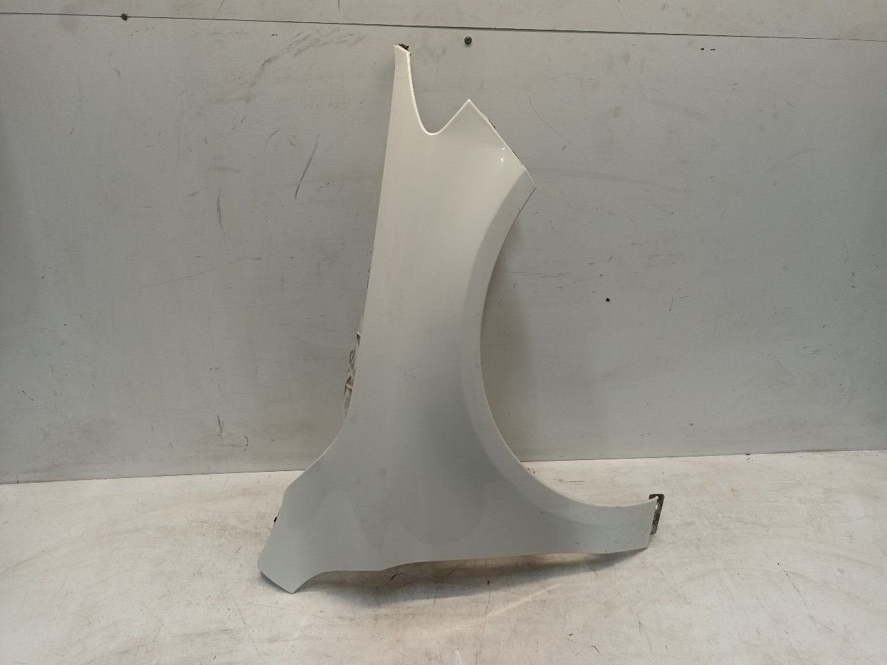 Spatbord rechts voor Mercedes-Benz CLA, Onderdelen@venauto.nl, Van der Ven Autorecycling B.V., Gebruikt, Ettenseweg 76, 4706 PB Roosendaal, The Netherlands