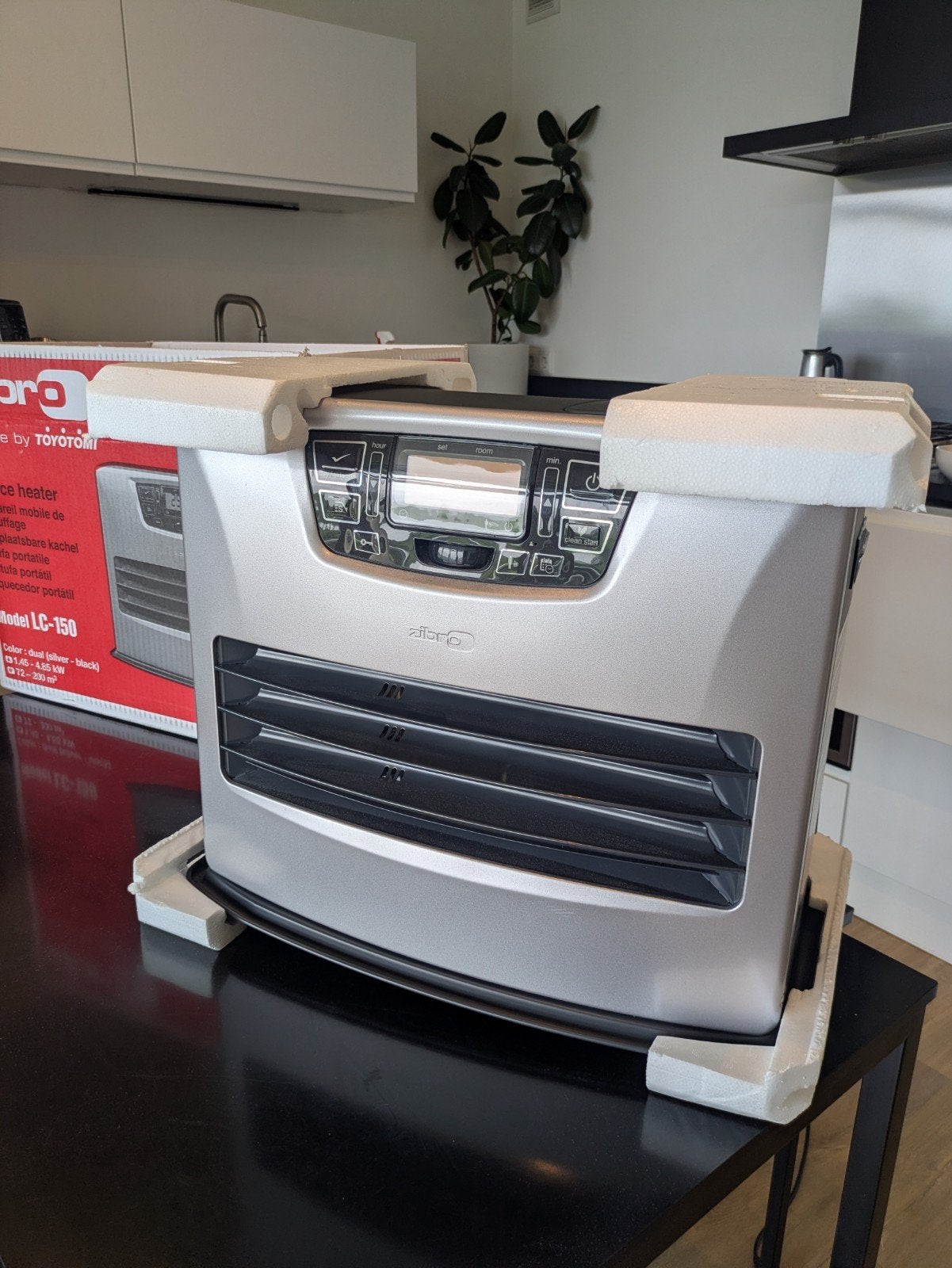 Zibro LC-150 laserkachel petroliumkachel, Huis en Inrichting, Kachels, Nieuw, Petroleumkachel, Overige brandstoffen, Ophalen of Verzenden