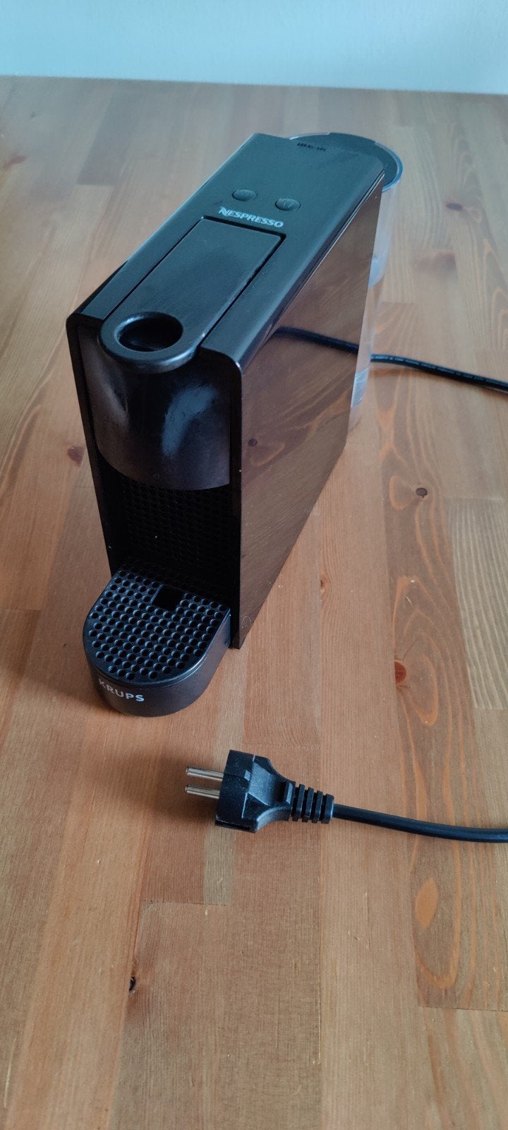 Nespresso Krups Essenza Mini Koffiezetapparaat Zwart, Witgoed en Apparatuur, Ophalen, Gebruikt, Espresso apparaat, 1 kopje