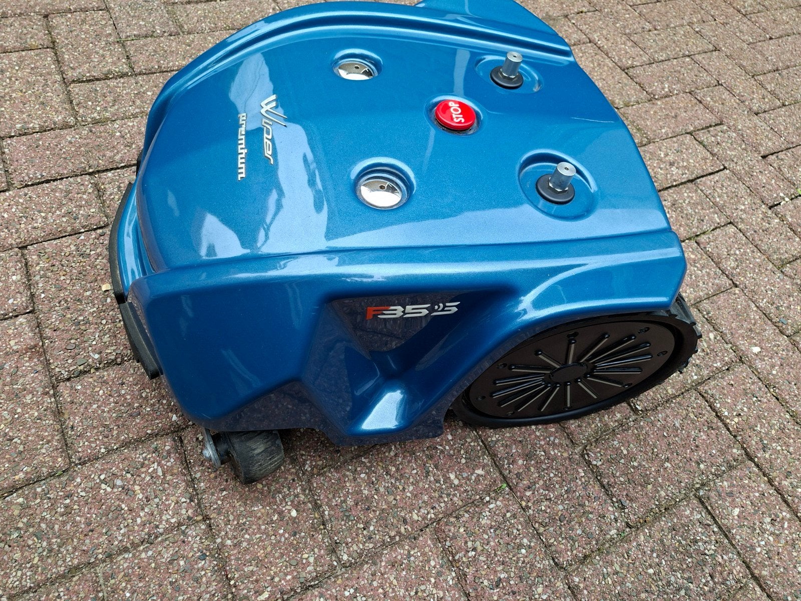 Wiper F35S Robotmaaier, Tuin en Terras, Robotmaaiers, Ophalen, Bestuurbaar via app, Zo goed als nieuw, Wiper