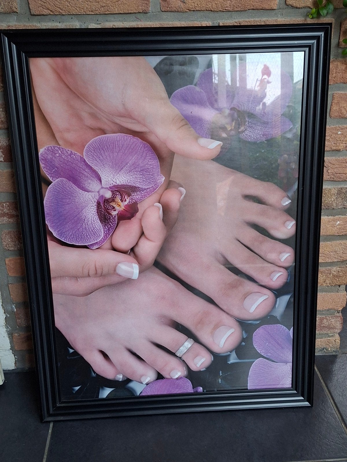 Pedicure poster met of zonder lijst, 50 tot 75 cm, Nieuw, Ophalen of Verzenden, Foto of Poster
