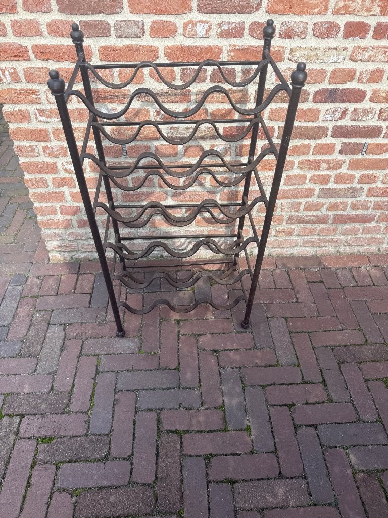 Wijnrek metaal, Ophalen, Gebruikt, 15 tot 25 flessen, 75 – 100