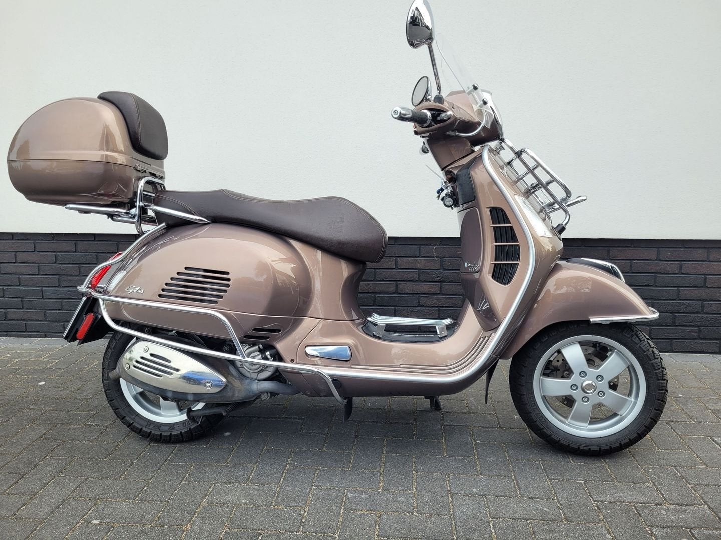 PIAGGIO GTS TOURING 300 (2017), Scooter, Onbekend, Onbekend, 278 cc