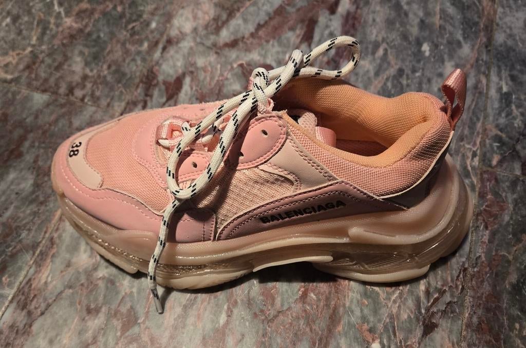 Balenciaga Triple S sneakers roze maat 38, Sieraden, Tassen en Uiterlijk, Zonnebrillen en Brillen | Dames, Balenciaga, Hgtrucks@gmail.com