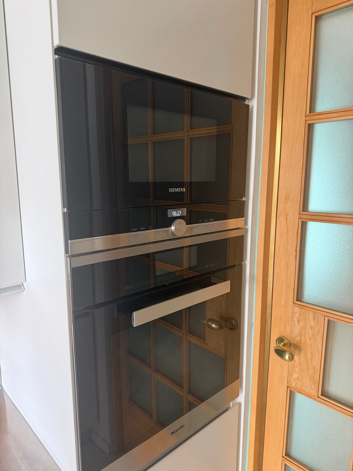 Siemens  Inbouw Combimagnetron , MIELE verkocht, Ophalen, Hete lucht, 60 cm of meer, Zo goed als nieuw