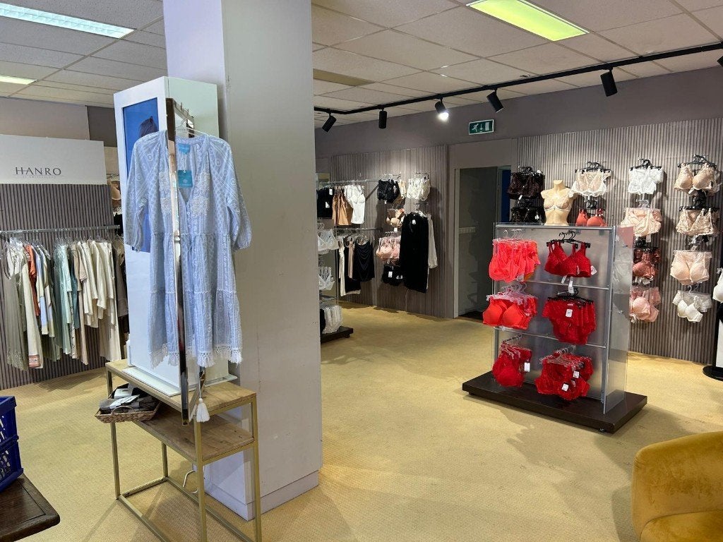 Winkelinterieur, Ophalen, Zwart, BH