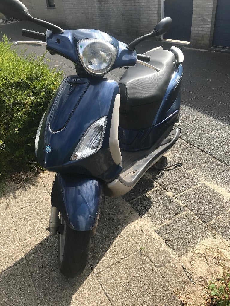 Piaggio fly. 25 km, Ophalen, Gebruikt, Fly, Benzine