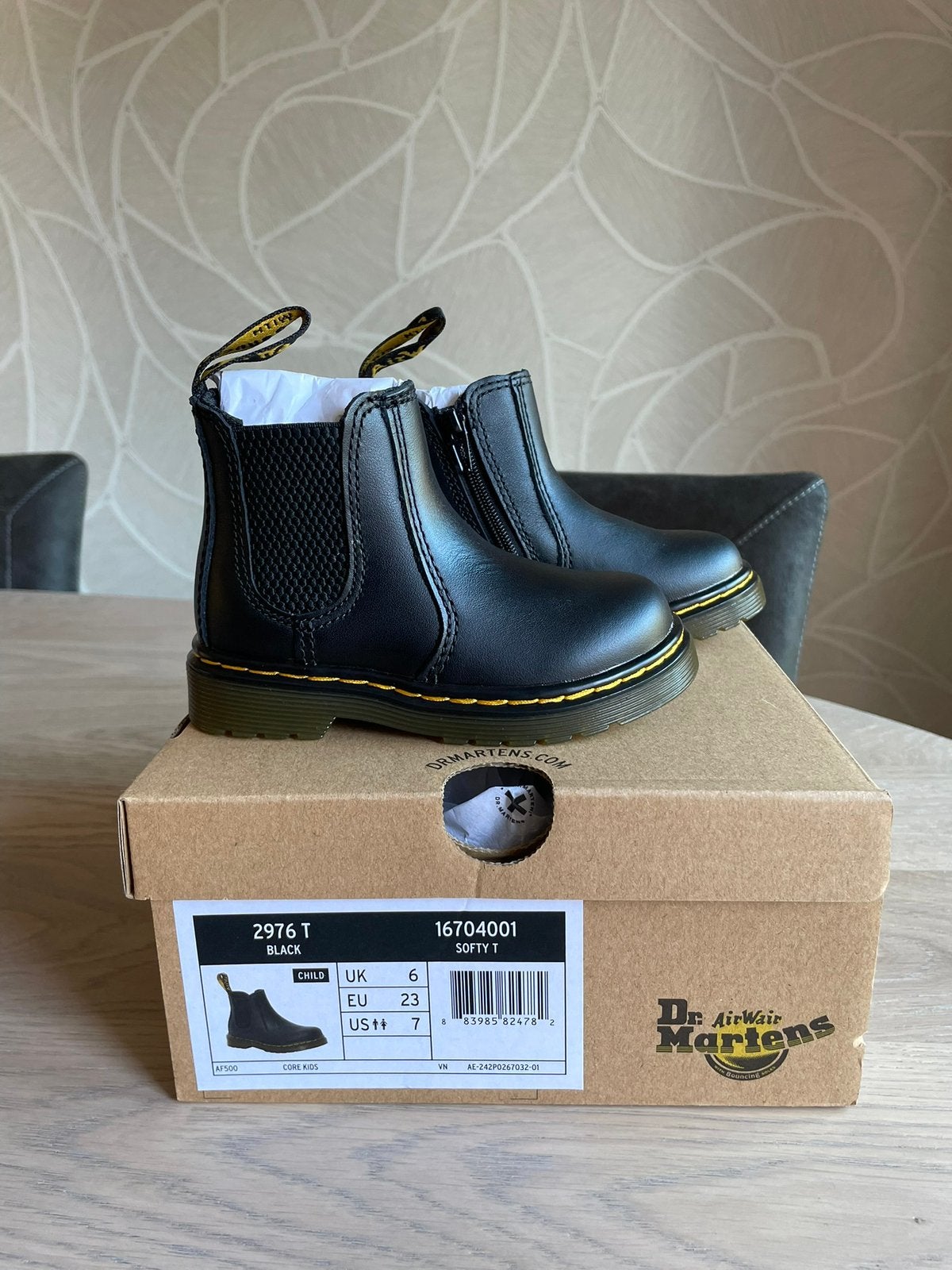 Dr Martens chelsea boots, Ophalen, Zo goed als nieuw, Meisje, Laarzen