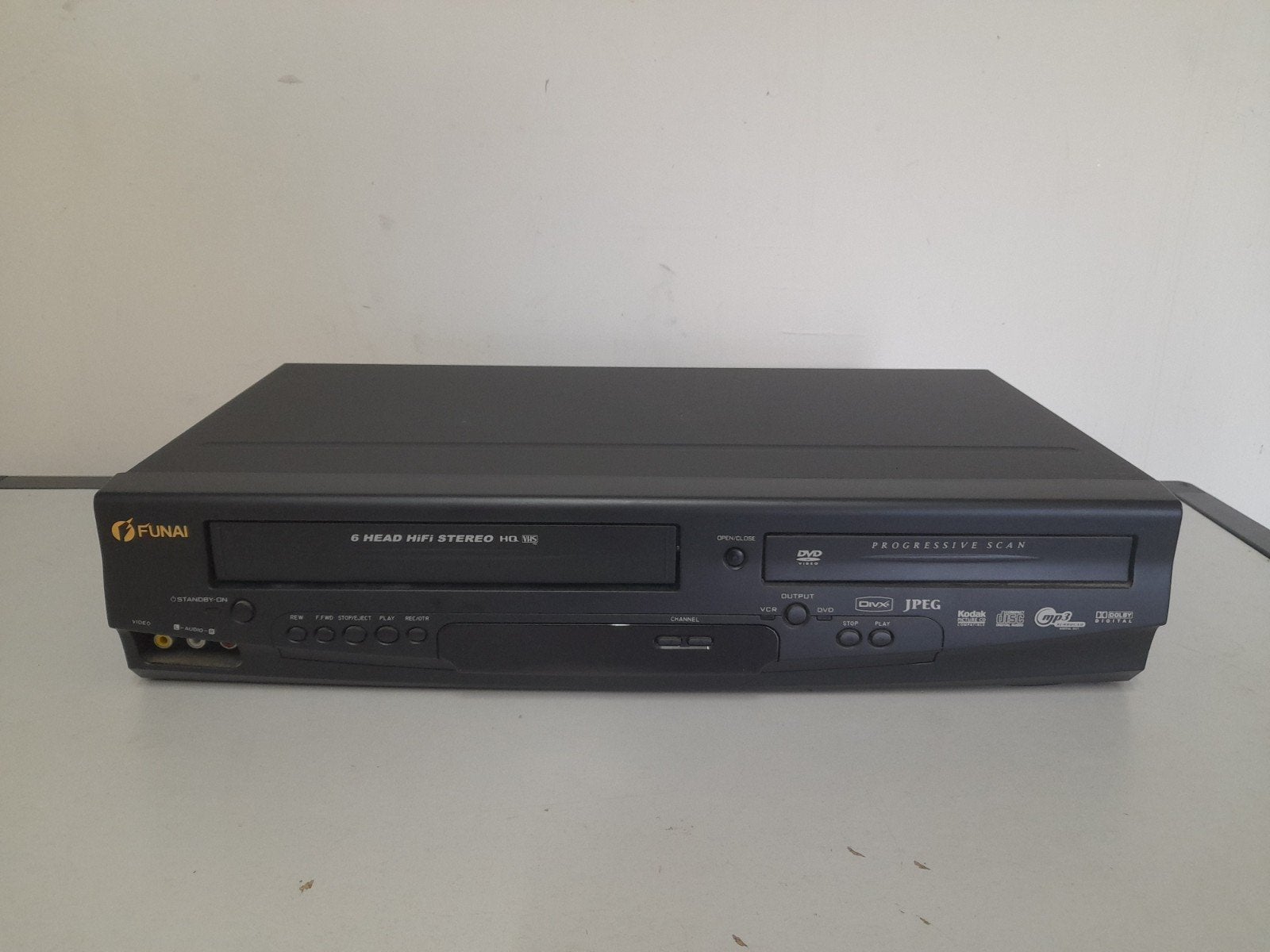 Funai dvd player / videorecorder D8A-A4110DB, Audio, Tv en Foto, Videospelers, Ophalen of Verzenden, Gebruikt, VHS-speler of -recorder