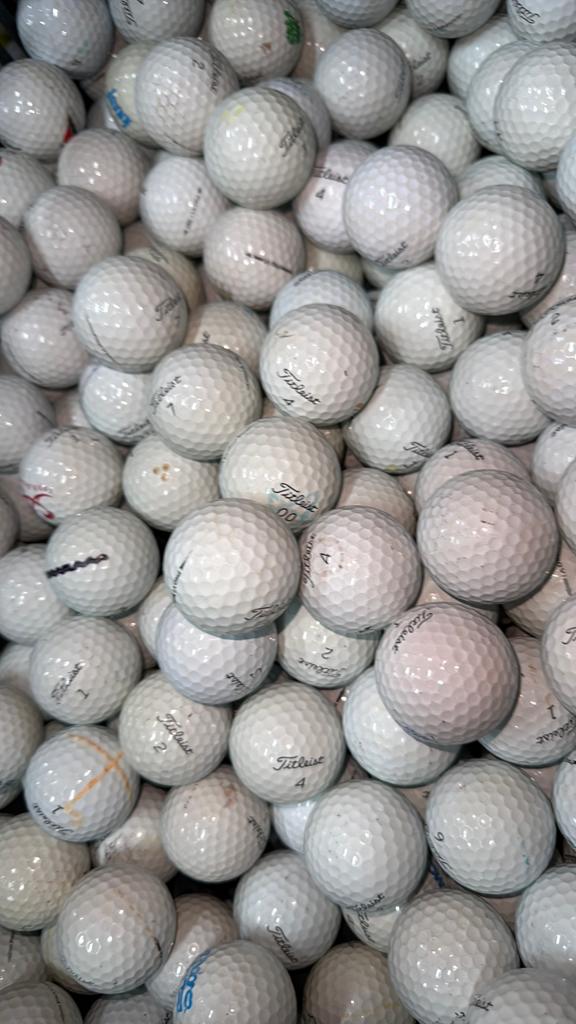 Titleist prov1x golfballen 100 stuks, Ophalen of Verzenden, Zo goed als nieuw, Bal(len)