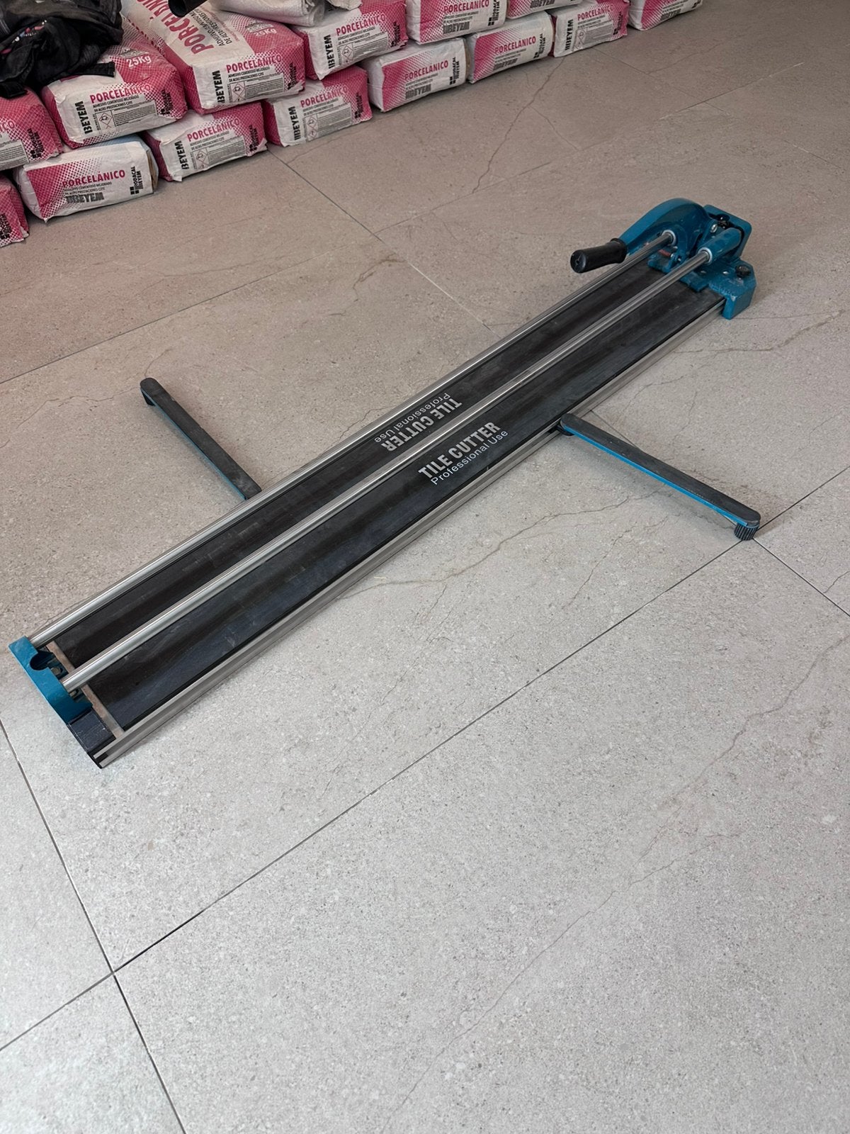 Tegelsnijder 120 cm met laser, Ophalen, Overige materialen, 60 cm of meer, Zo goed als nieuw
