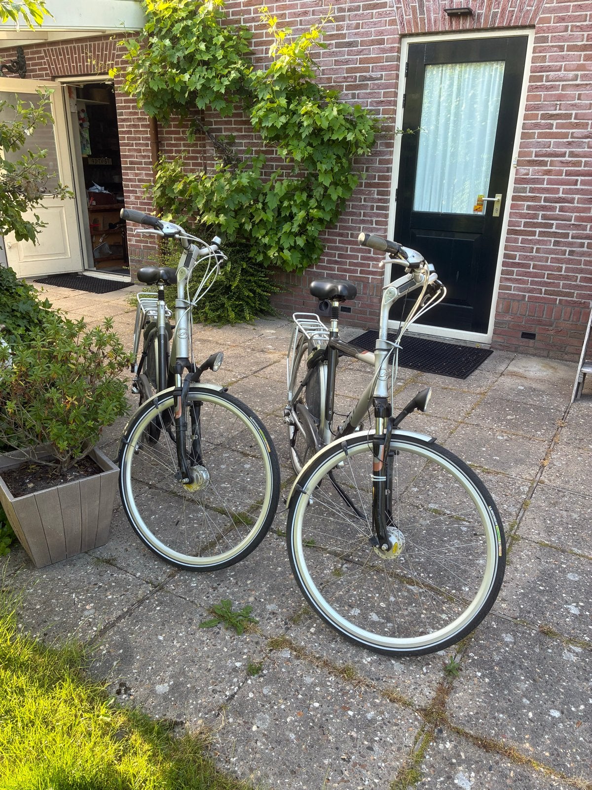 Twee Giant fietsen - Ideaal voor stellen of vrienden, Versnellingen, Giant, 53 tot 56 cm, Gebruikt