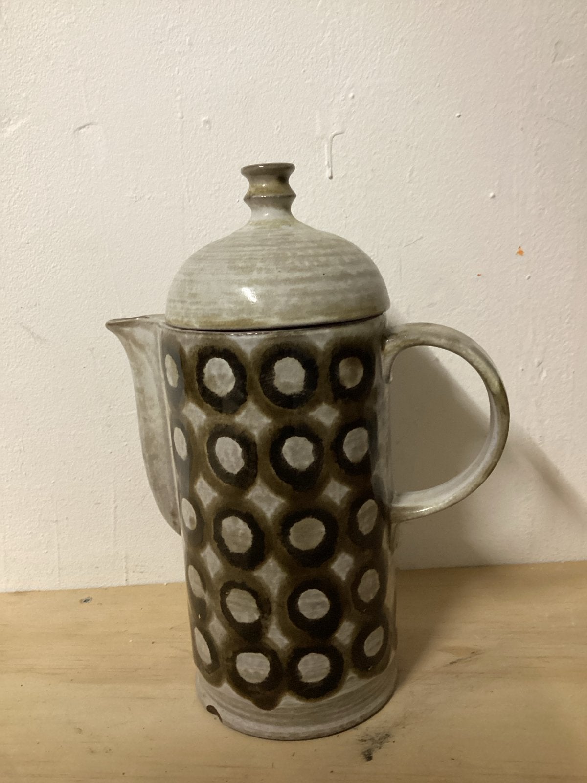Ceramano koffiekan in het 'Tique Sepia'-decor vintage, Huis en Inrichting, Verzenden, Steen/keramiek, Overige typen, Gebruikt