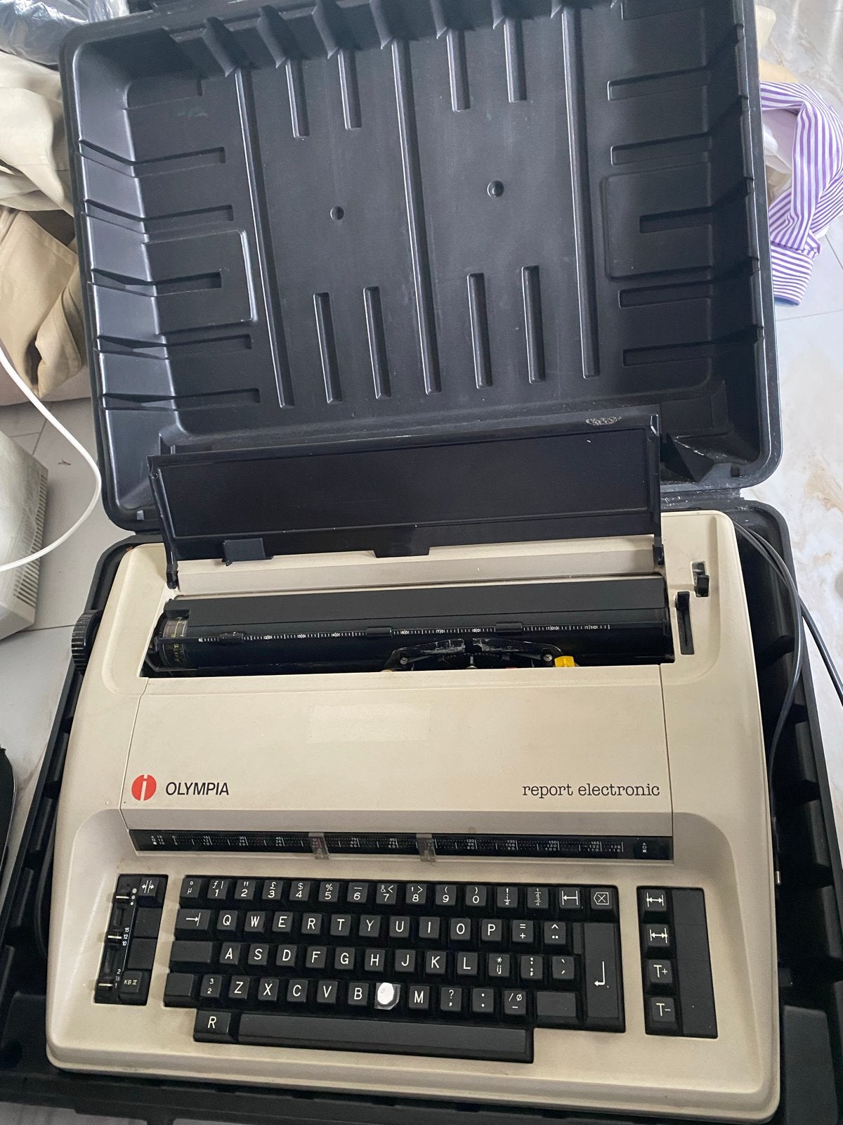 Vintage Olympia Report Electronic Typemac met Koffer - Werkt, Diversen, Ophalen of Verzenden