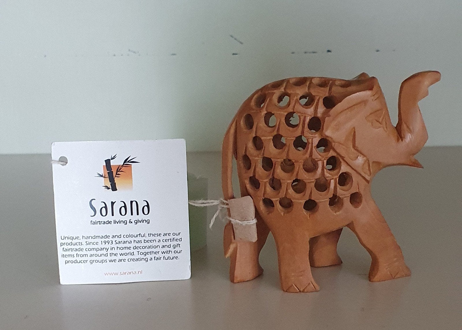 Sarana Houten Olifant Decoratie - Handgemaakt uit India, Huis en Inrichting, Hout, Ophalen of Verzenden, Bruin, Oosters