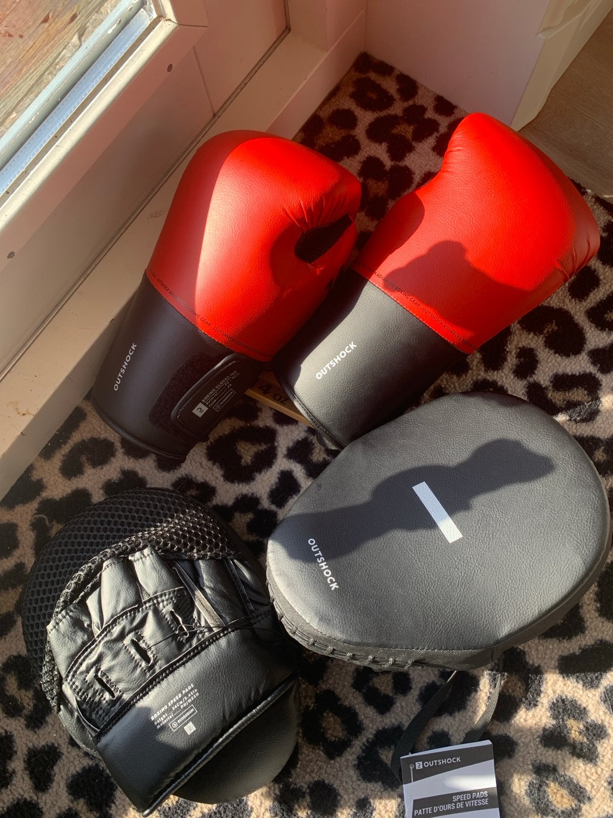 Bokshandschoenen 14 oz en stootkussen set - Decathlon, Ophalen of Verzenden, Nieuw, Bokshandschoenen