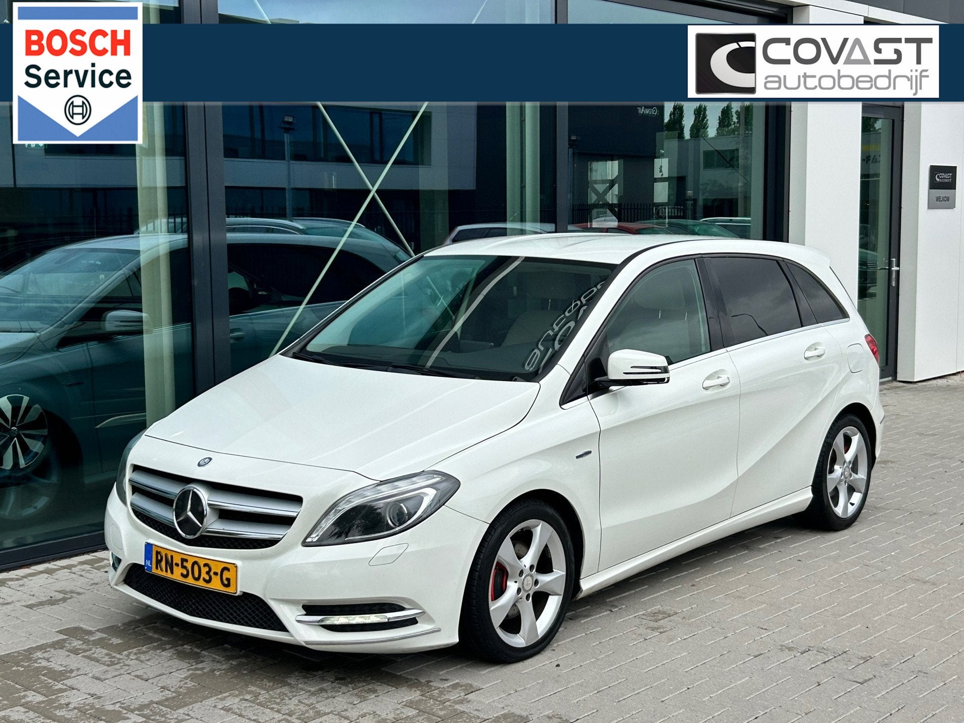 Mercedes-Benz B-klasse 180 CDI | Bi-Xenon | Leder | 18" L.M., Voorwielaandrijving, Euro 5, 4 cilinders, Wit