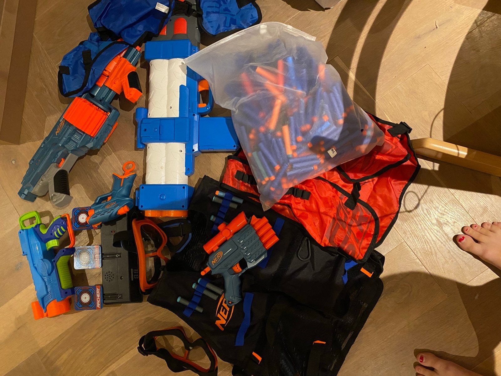 Grote Nerf Gun Collectie: Roblox, Vele Guns, Vest & 500+ Kog, Ophalen, Gebruikt, Jongen of Meisje