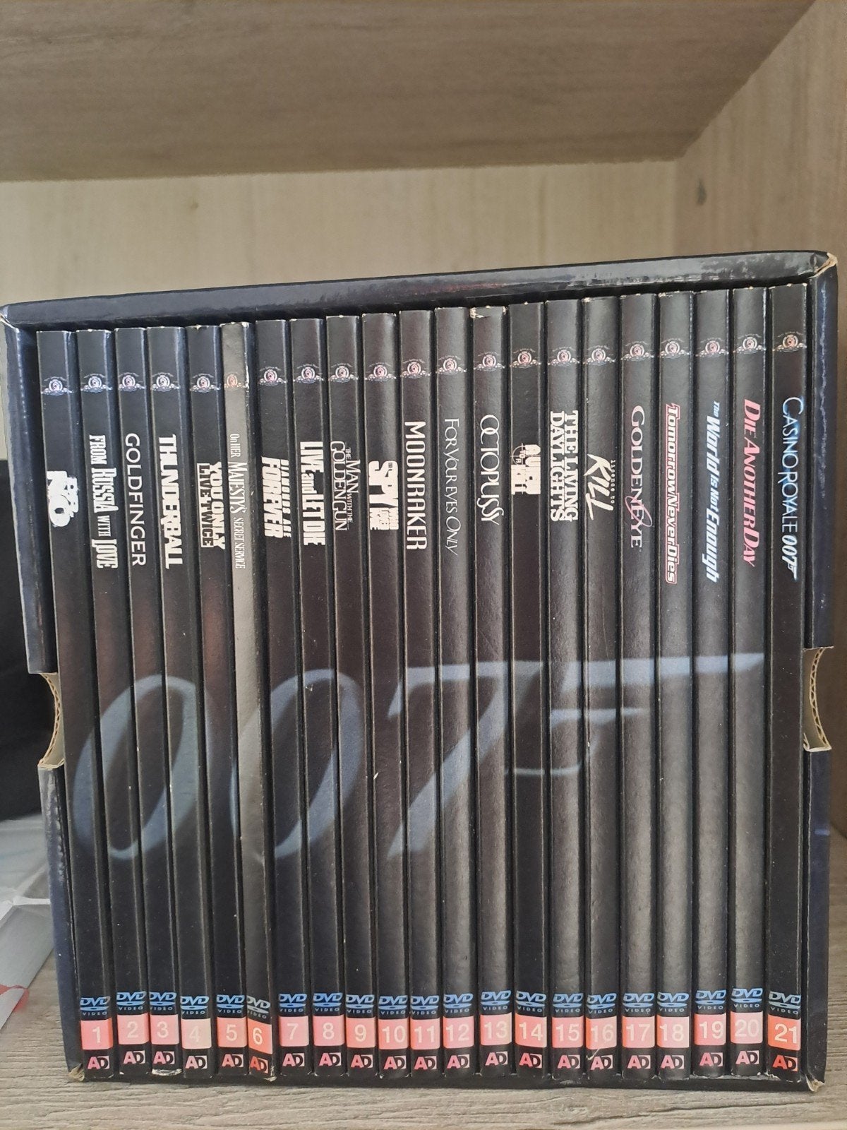 James Bond 007 DVD Collectie - 21 films, Cd's en Dvd's, Engels, Nederlands, Actiethriller, Ophalen of Verzenden